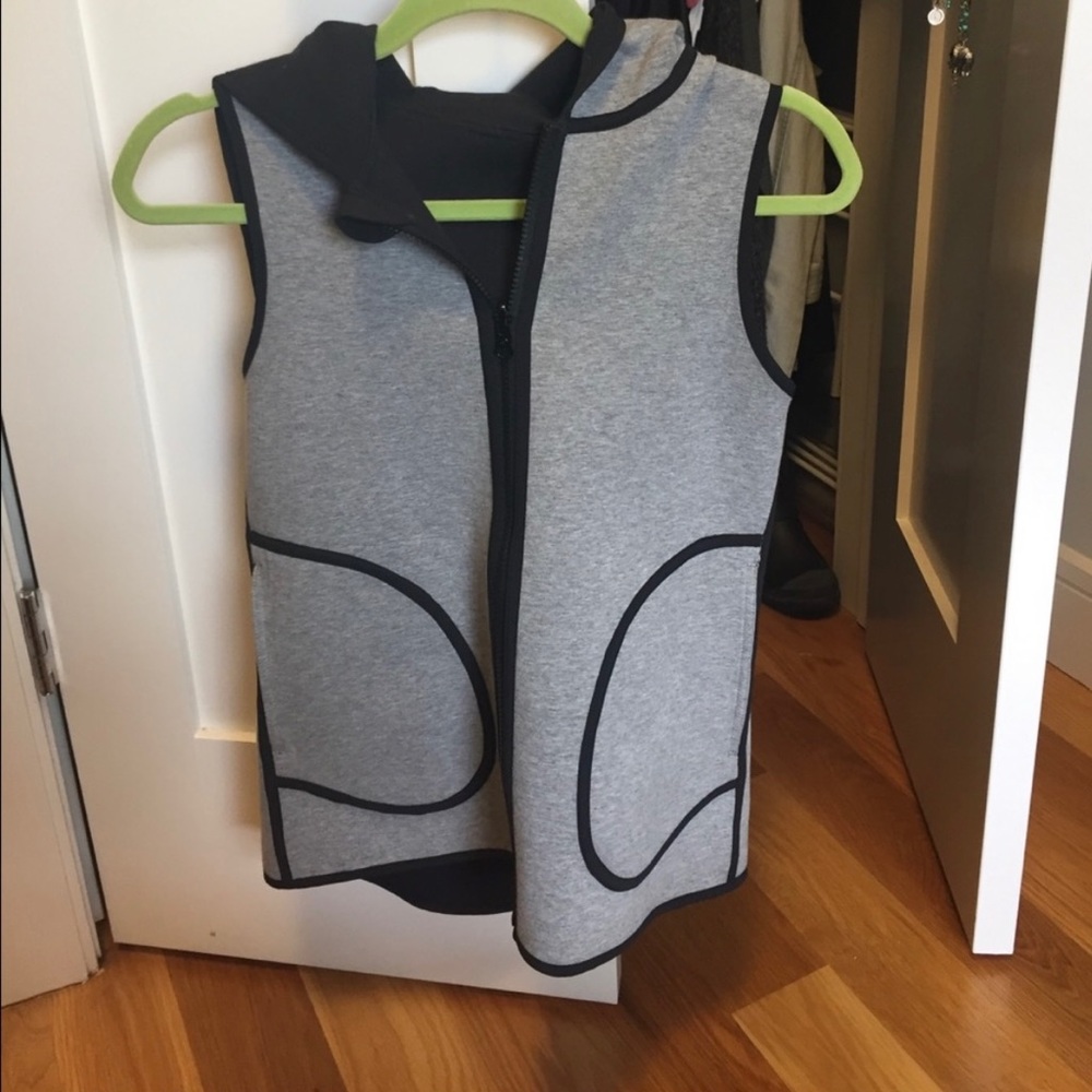 Lululemon Reversible Spacer Vest